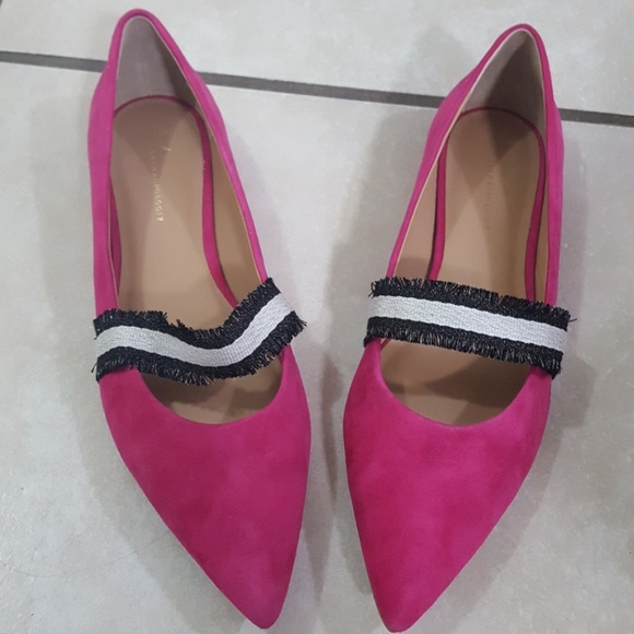 Anthropologie Shoes - Anthropologie pink flats Anthropologie Shoes - Anthropologie pink flats